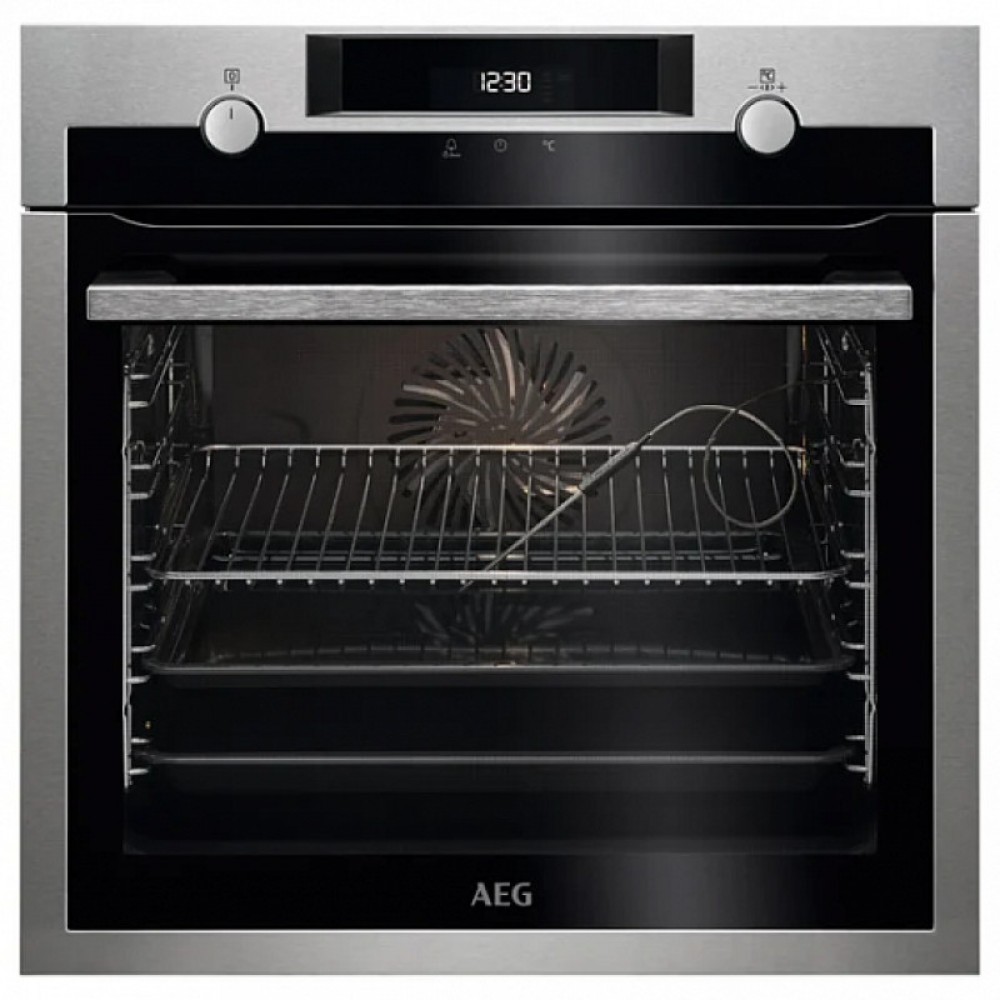 Духовой шкаф AEG BCM546350M