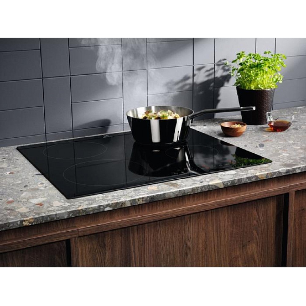 Индукционая варочная панель MIELE KMDA 7272 FR U